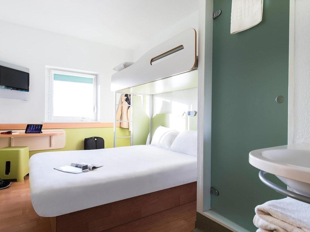 Ibis Budget Manchester Salford Quays Εξωτερικό φωτογραφία