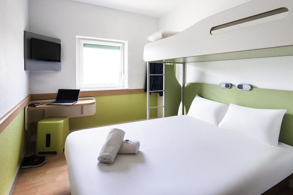 Ibis Budget Manchester Salford Quays Εξωτερικό φωτογραφία