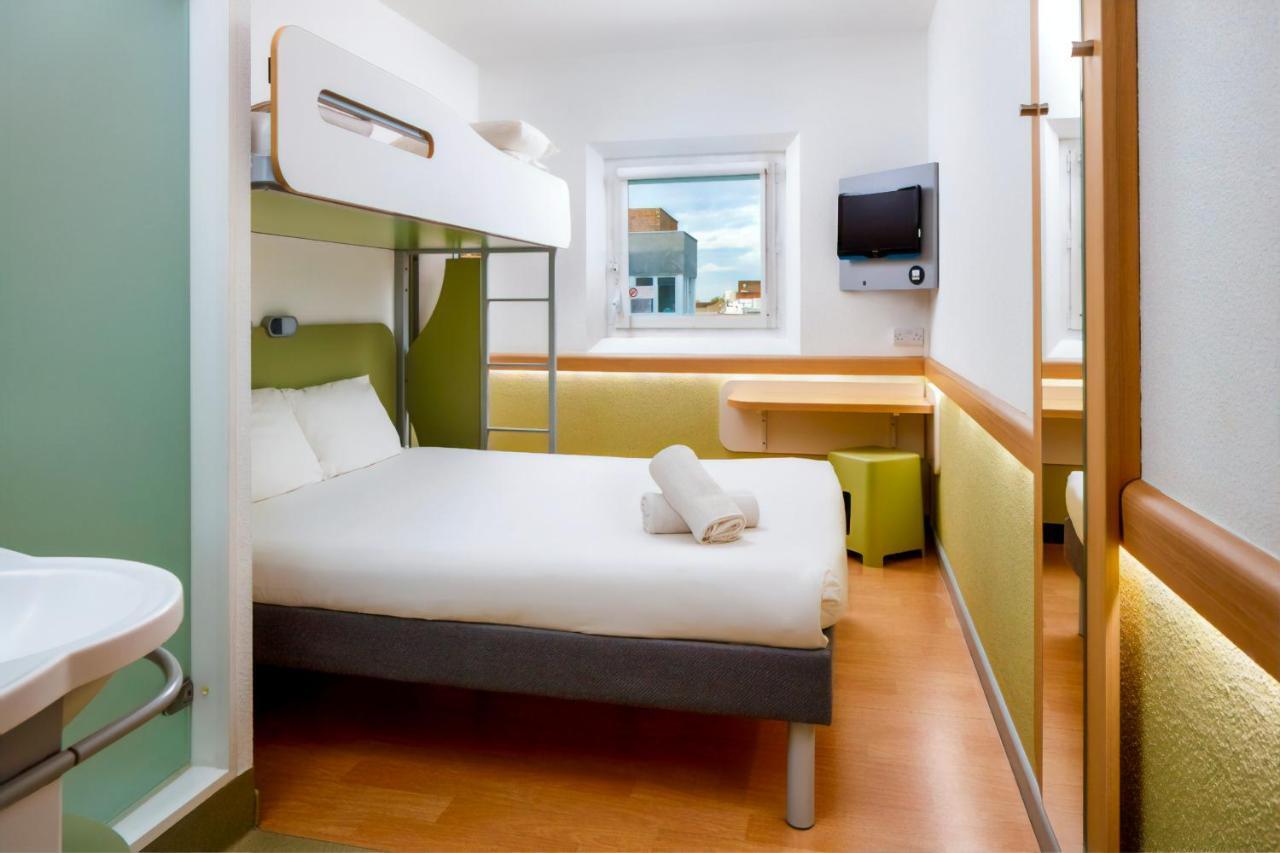 Ibis Budget Manchester Salford Quays Εξωτερικό φωτογραφία